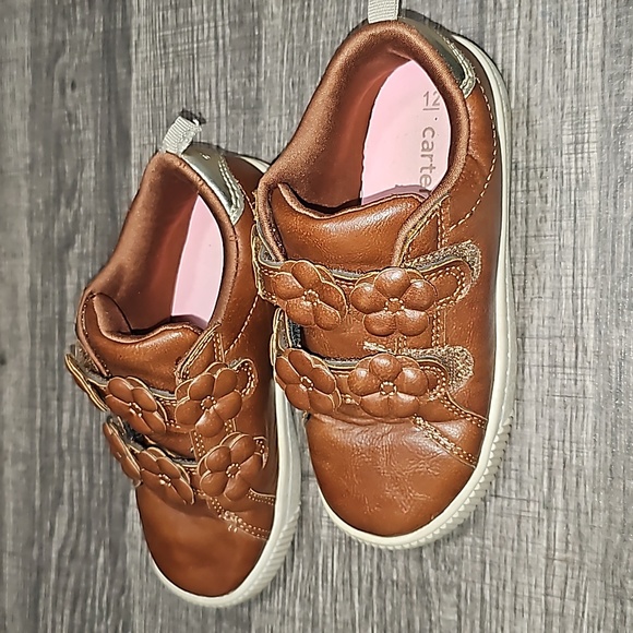 Carters toddler girl brown shoes with velcro closure. Hardly worn. Size 12 - Picture 2 of 3